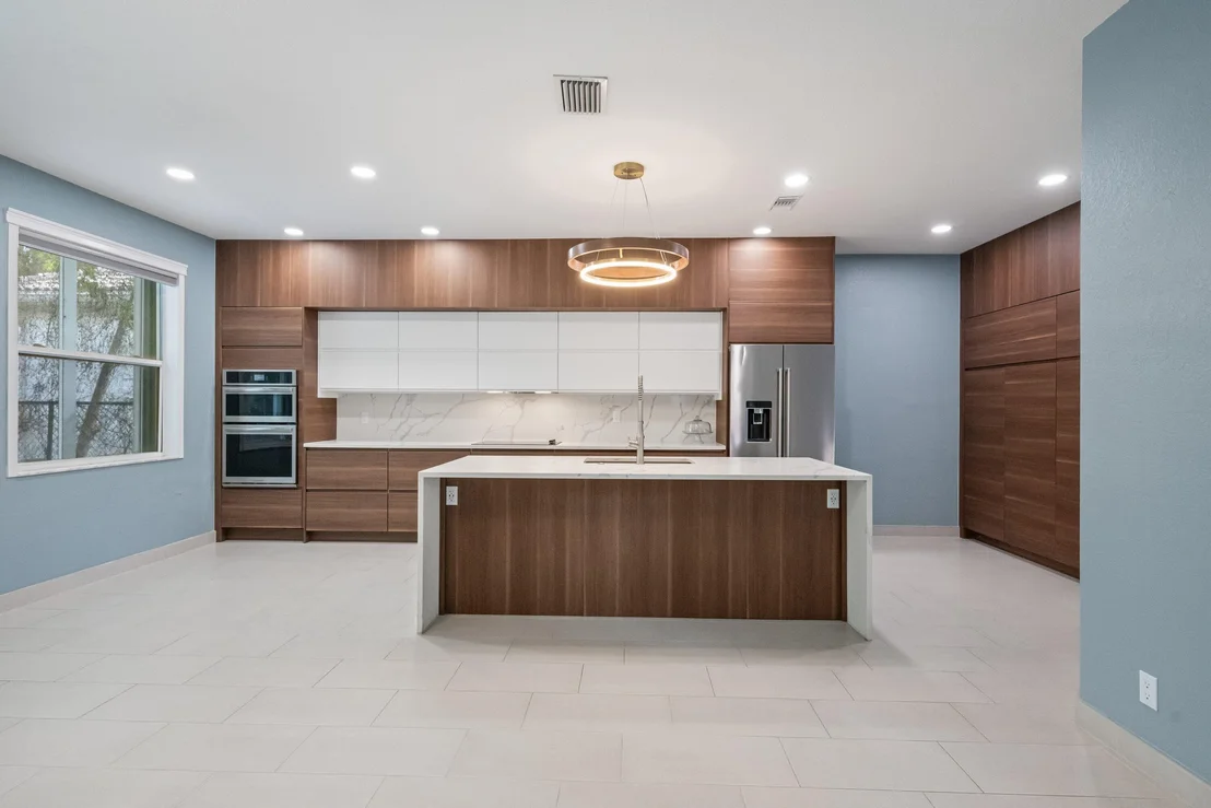 Photo of 1222 Rose Gate Boulevard