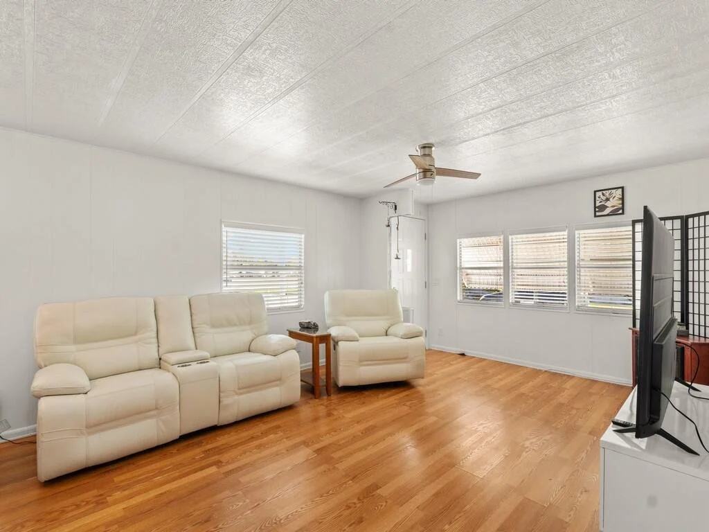Photo of 300 NE Opal Drive