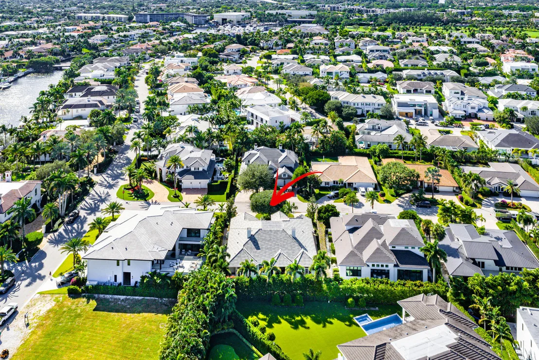 Photo of 2460 Queen Palm Road
