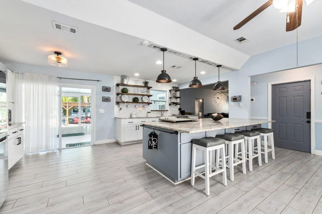 Photo of 6101 Buchanan Drive
