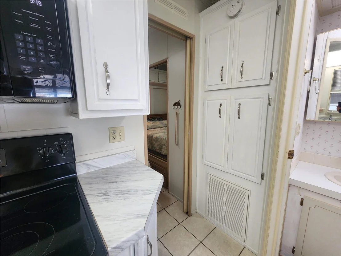 Photo of 5263 SE 66th Avenue