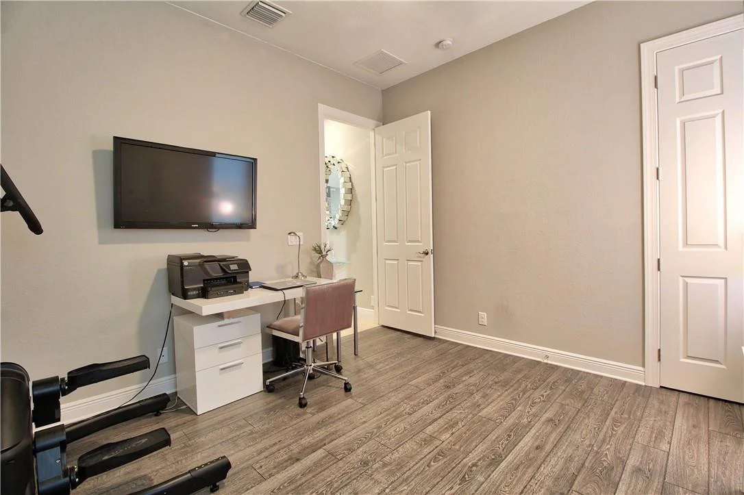 Photo of 9640 Eden Manor