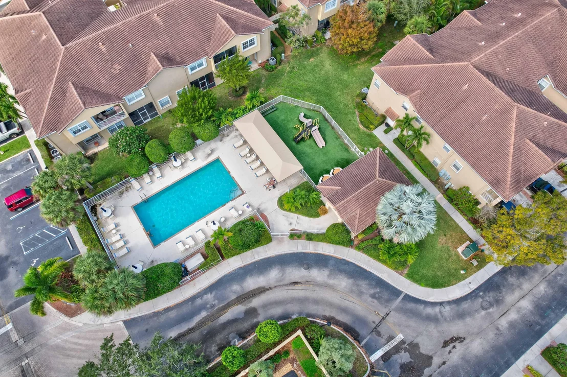 Photo of Unit B at 115 Lighthouse Circle