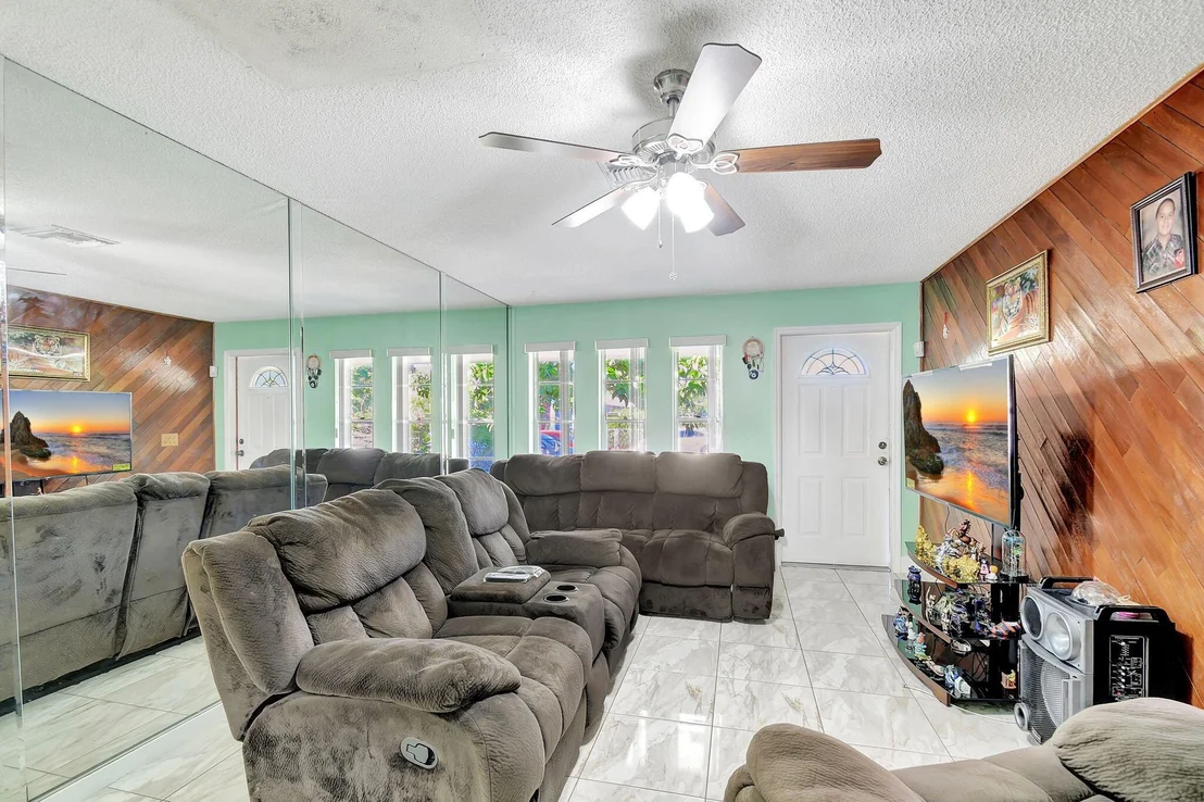 Photo of 148 Jackson Avenue
