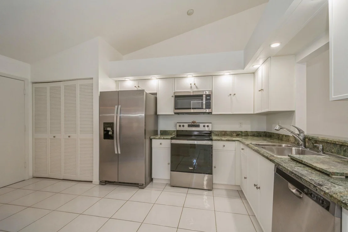 Photo of 7927 Coral Pointe Drive
