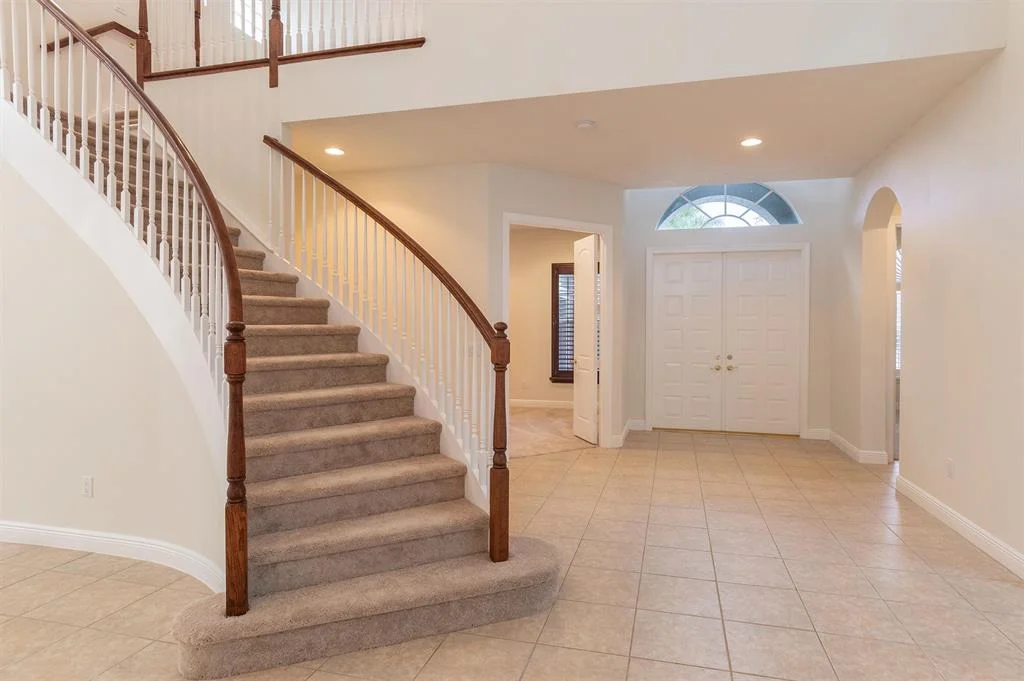Photo of 8012 Valhalla Drive