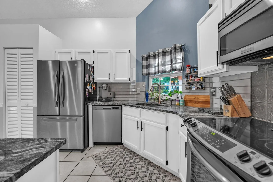 Photo of 6652 Hatteras Drive