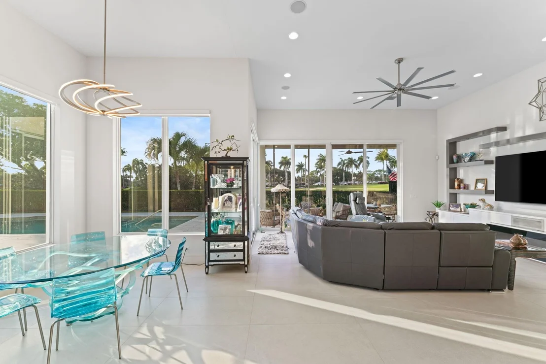 Photo of 4689 Tree Fern Drive