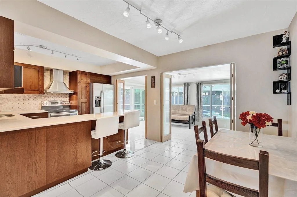 Photo of 371 SE 5th Avenue