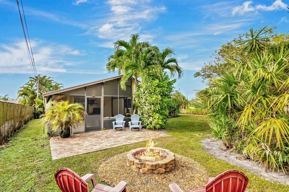 Photo of 9506 SE River Terrace