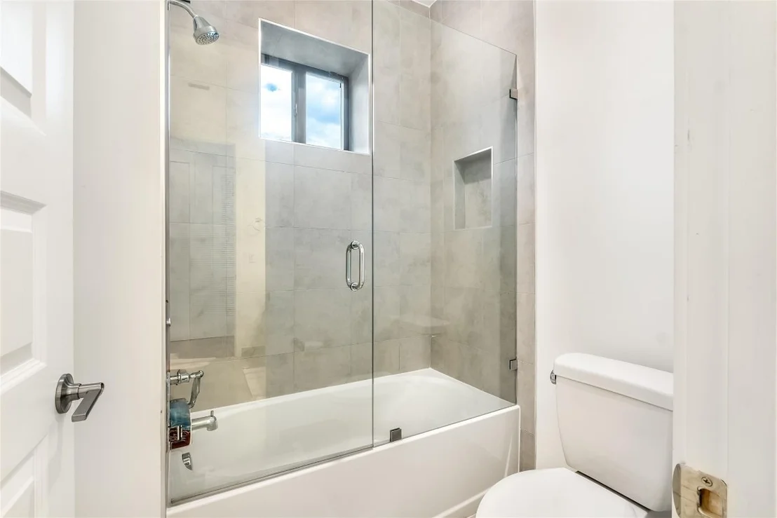 Photo of 8615 Prospect Lane