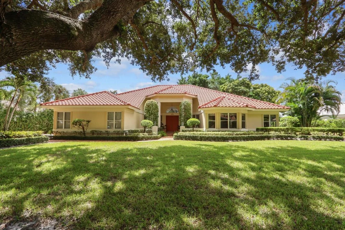 Photo of 18517 SE Heritage Drive