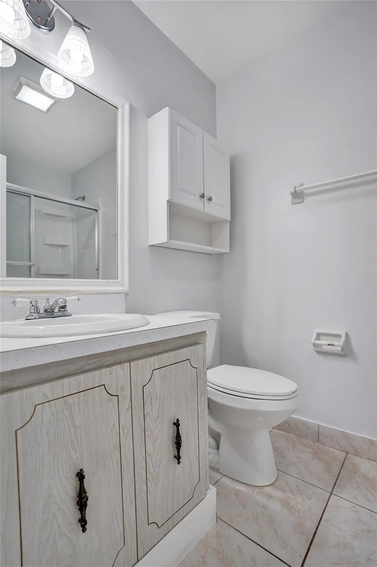 Photo of Unit B at 2380 Malayan Drive