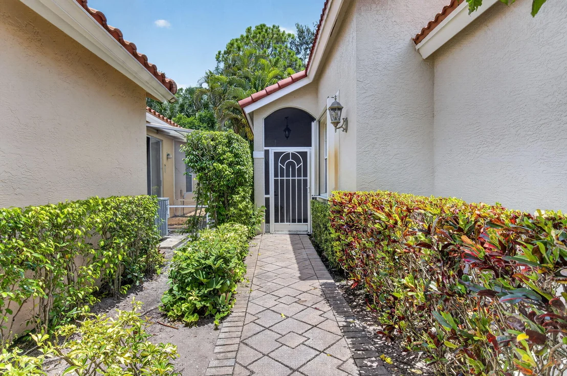 Photo of 5207 BROOKVIEW Drive