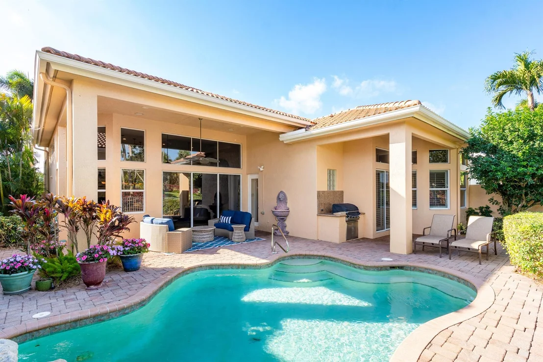Photo of 8161 Valhalla Drive
