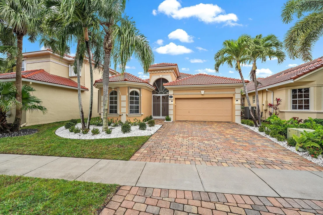 Photo of 7133 Veneto Drive
