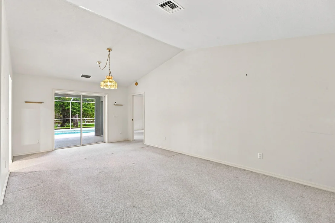 Photo of 6512 FLORA Way