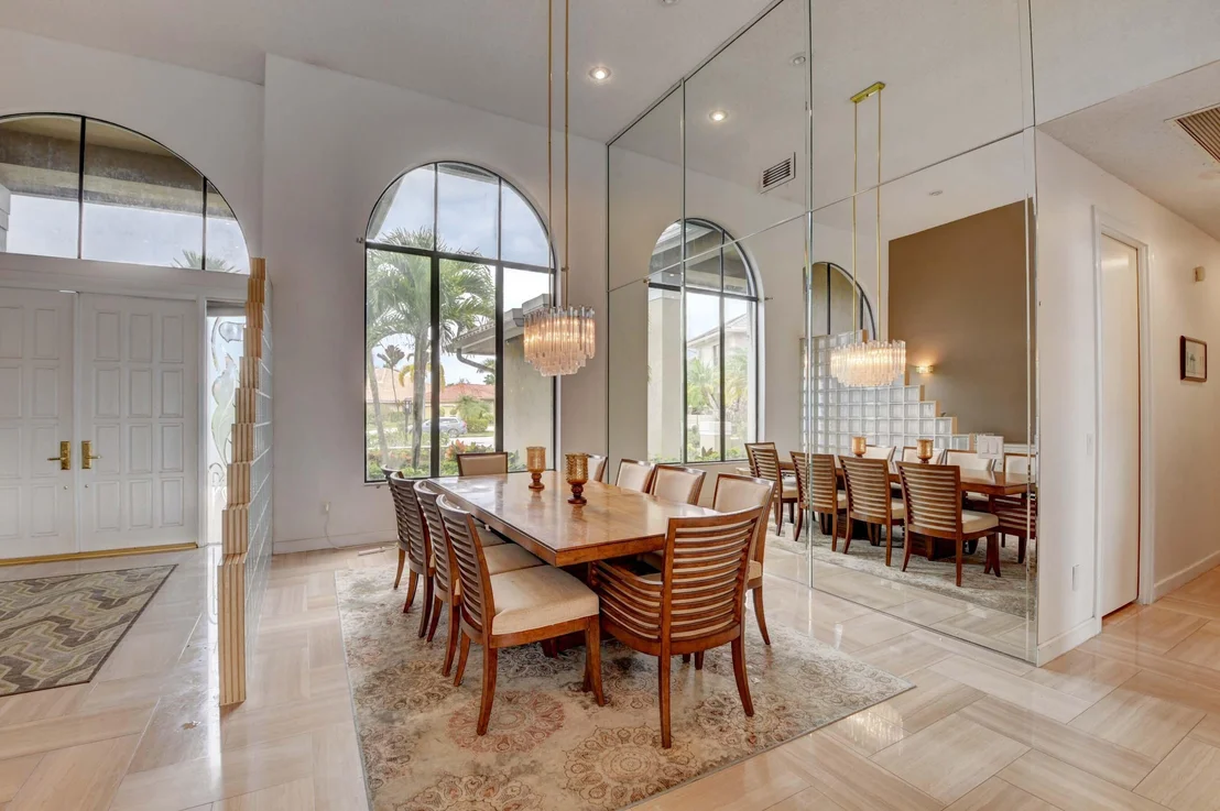 Photo of 17683 Sealakes Drive