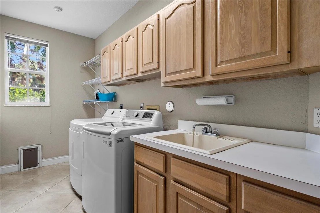 Photo of 2640 Devon Court Court