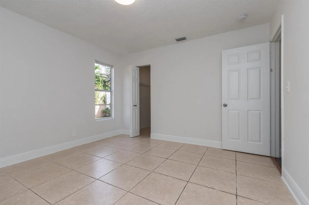 Photo of 6915 Westview Drive