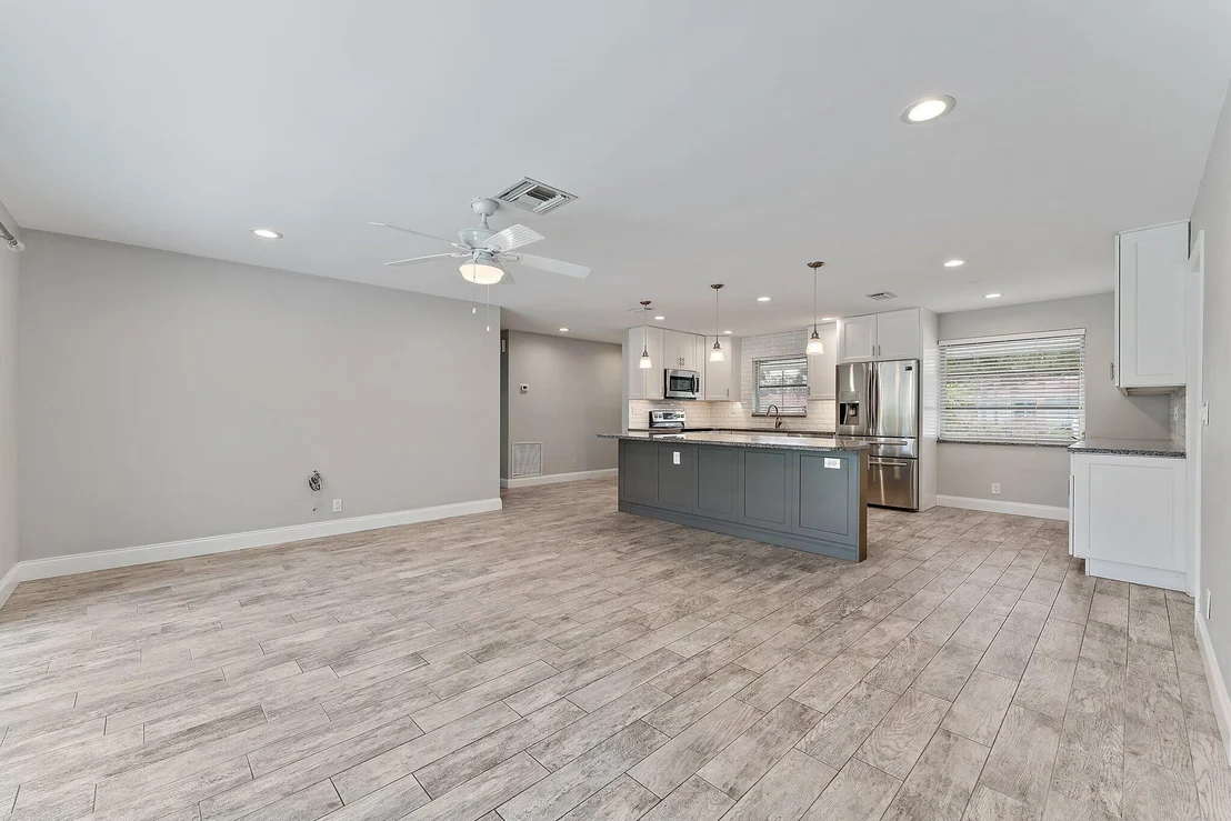 Photo of 538 Dover Road N