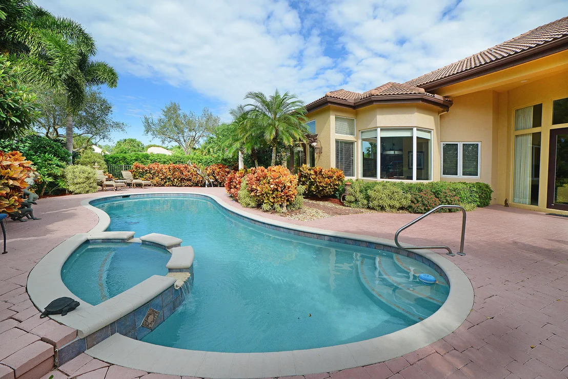 Photo of 7003 Mandarin Drive