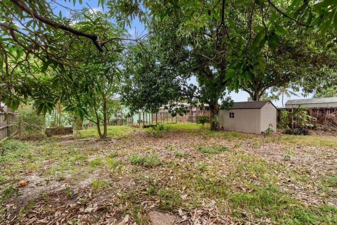 Photo of 282 E 55th Street