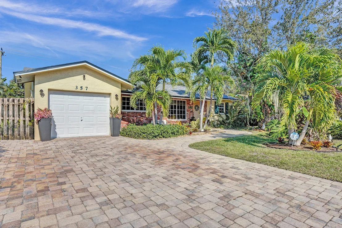 Photo of 357 NW 23rd Street