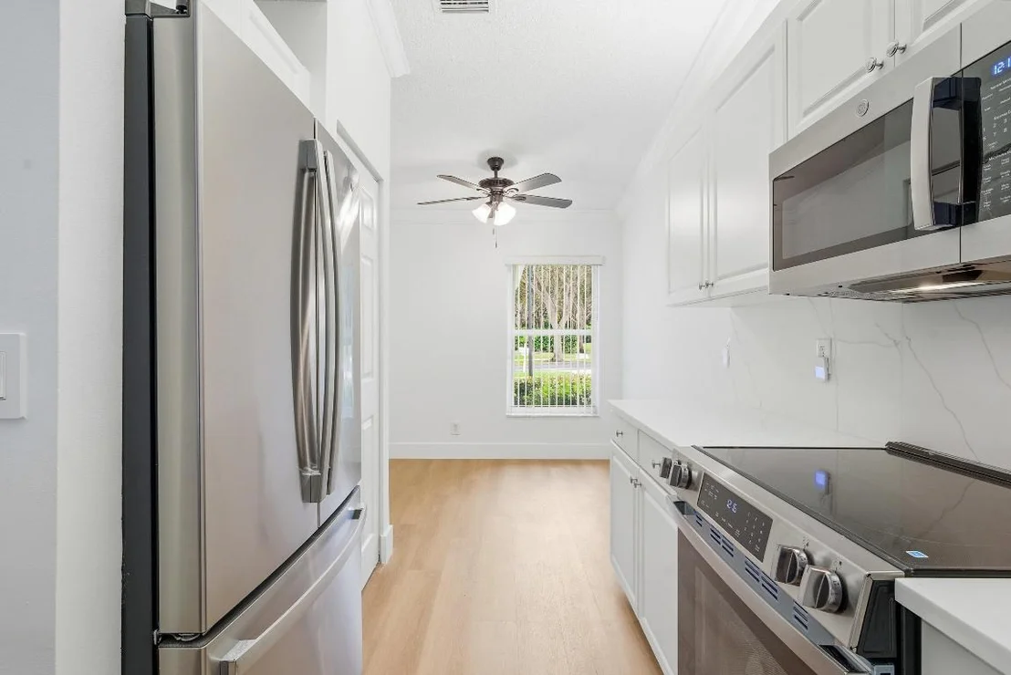 Photo of 128 Sausalito Drive