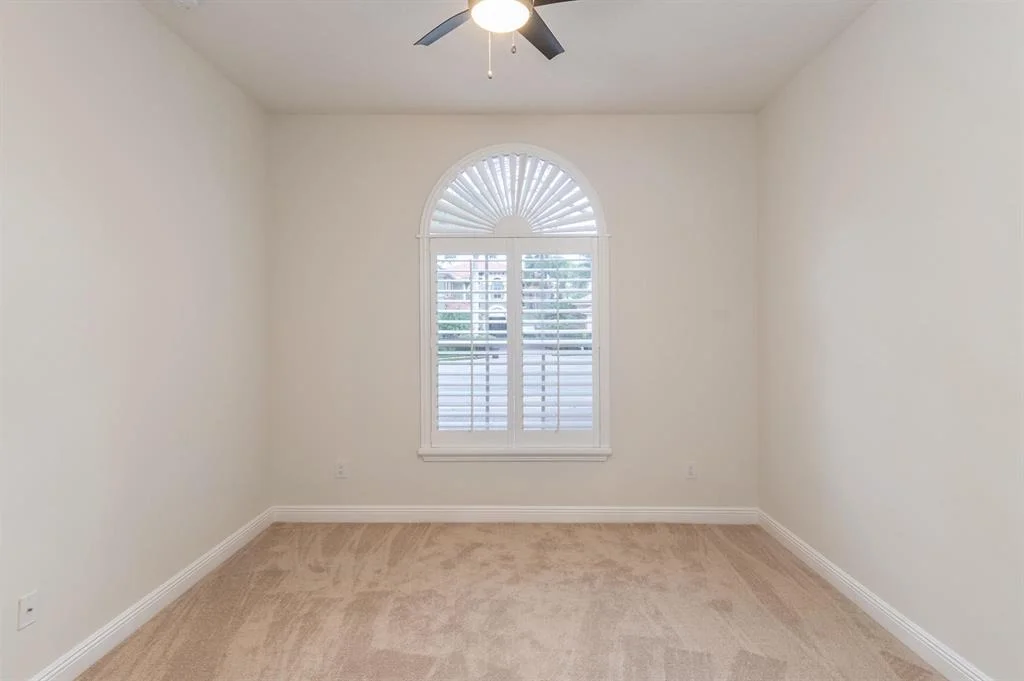 Photo of 8012 Valhalla Drive