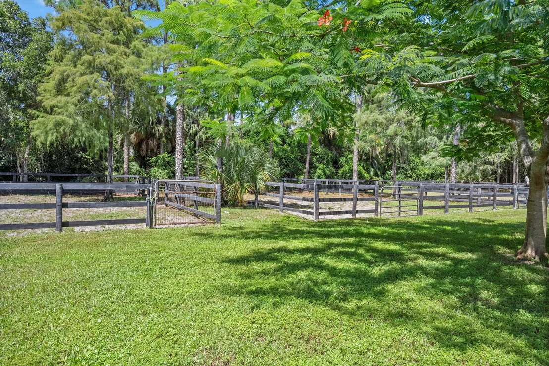 Photo of 2558 Palm Deer Drive