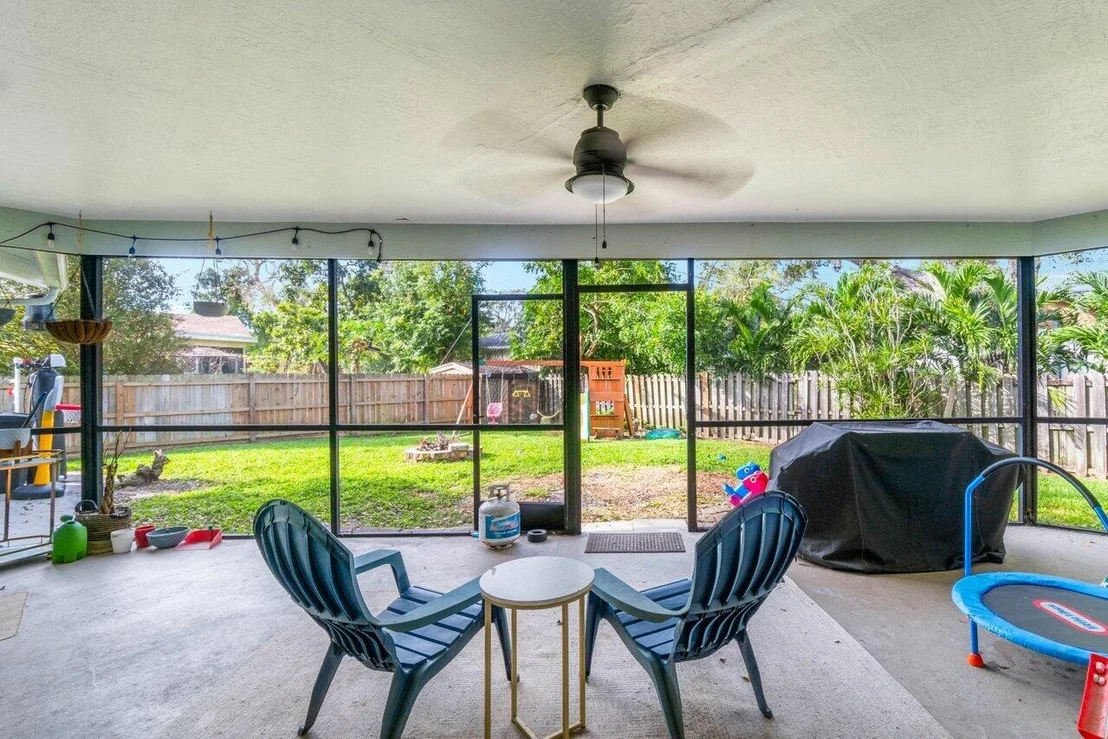 Photo of 4516 Pinetree Drive