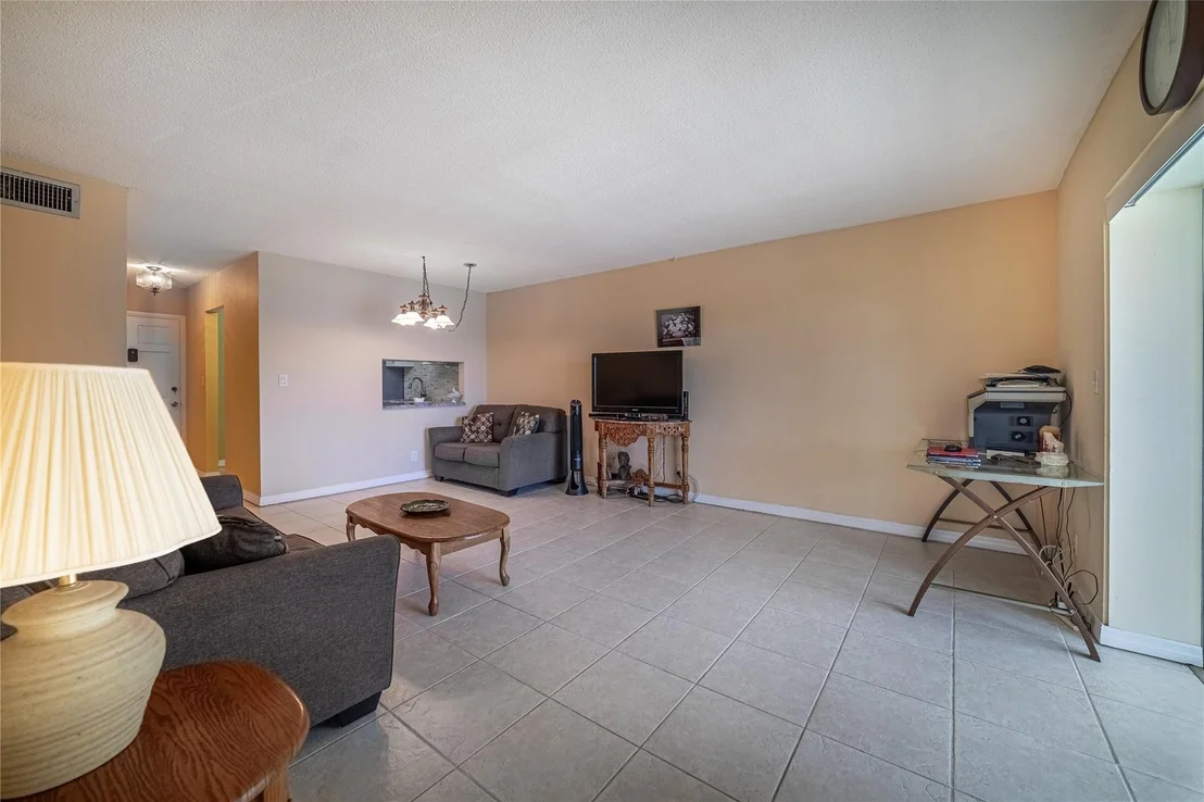Photo of Unit 310 at 2721 Garden Drive