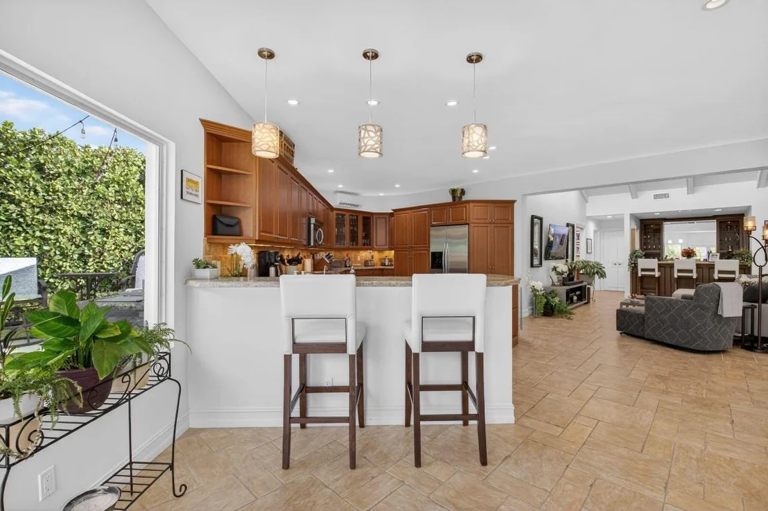 Photo of 4911 Pineview Circle