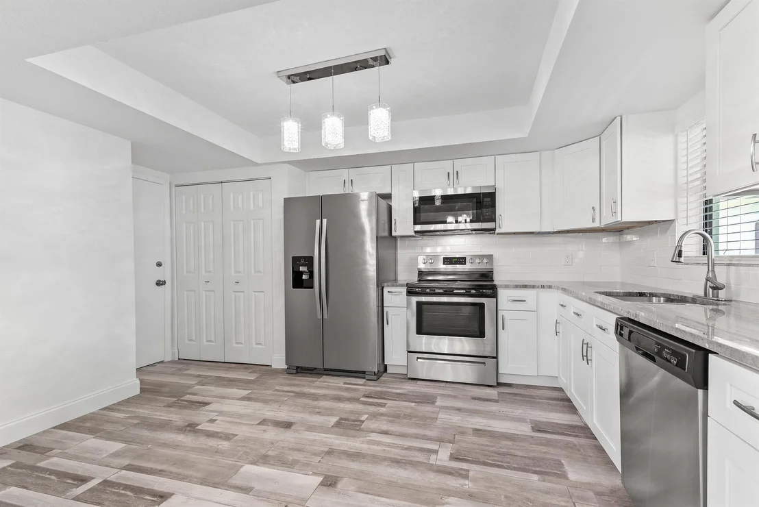 Photo of 6090 Ambertree Lane