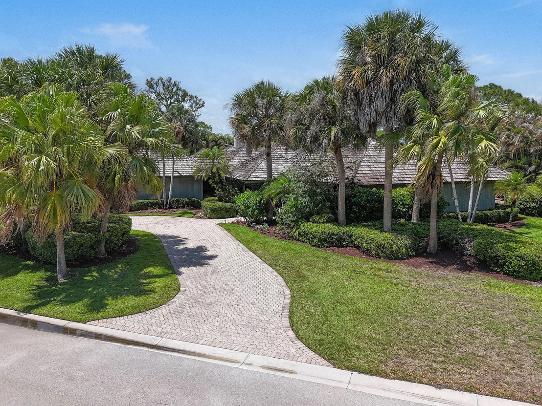 Photo of 6980 SE Winged Foot Drive