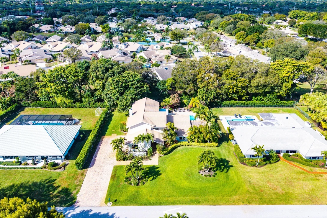 Photo of 10893 Gleneagles Road