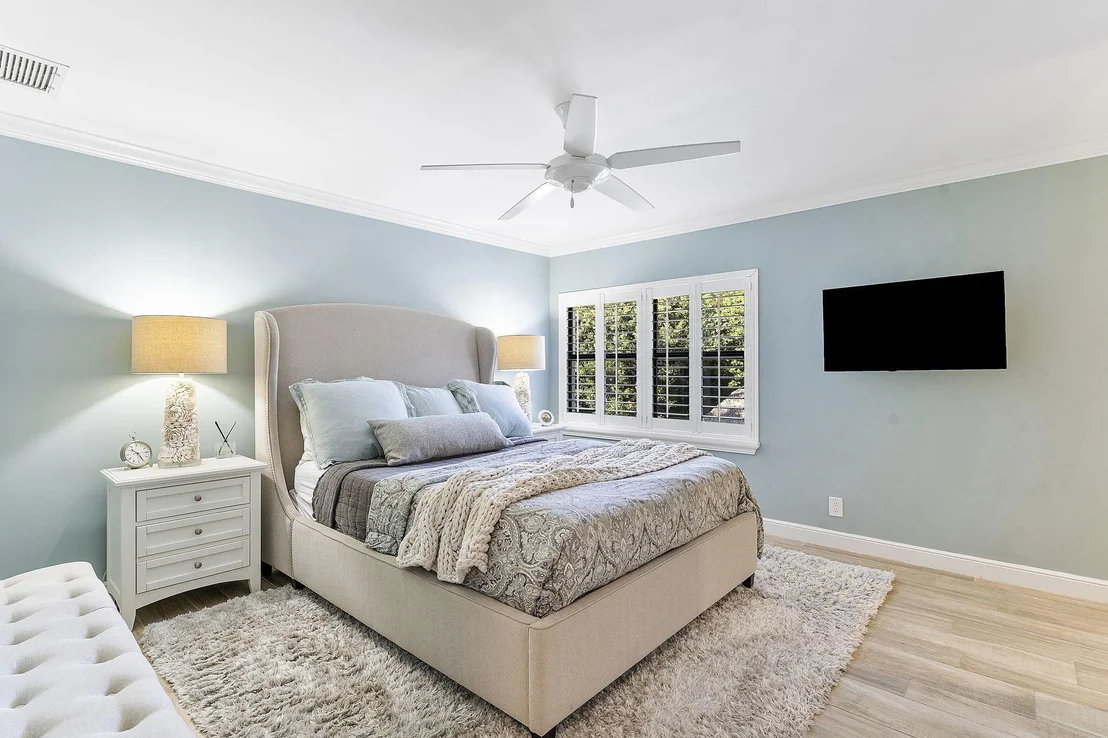 Photo of 12645 Oak Arbor Drive