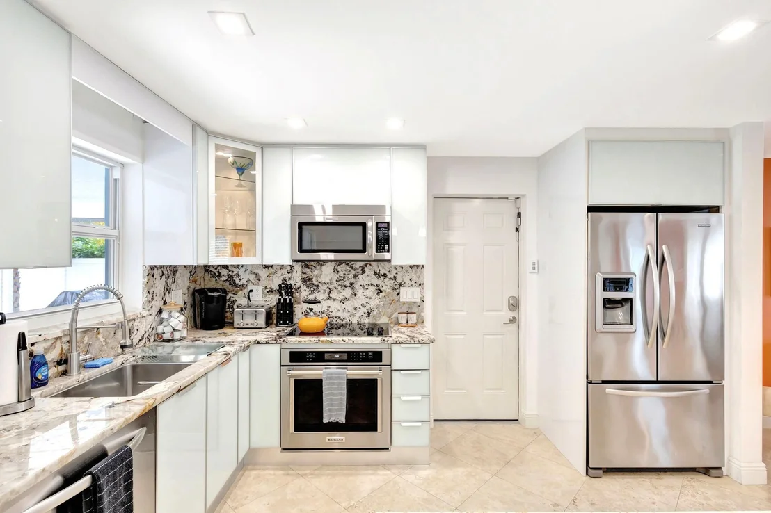 Photo of 1131 Surf Road