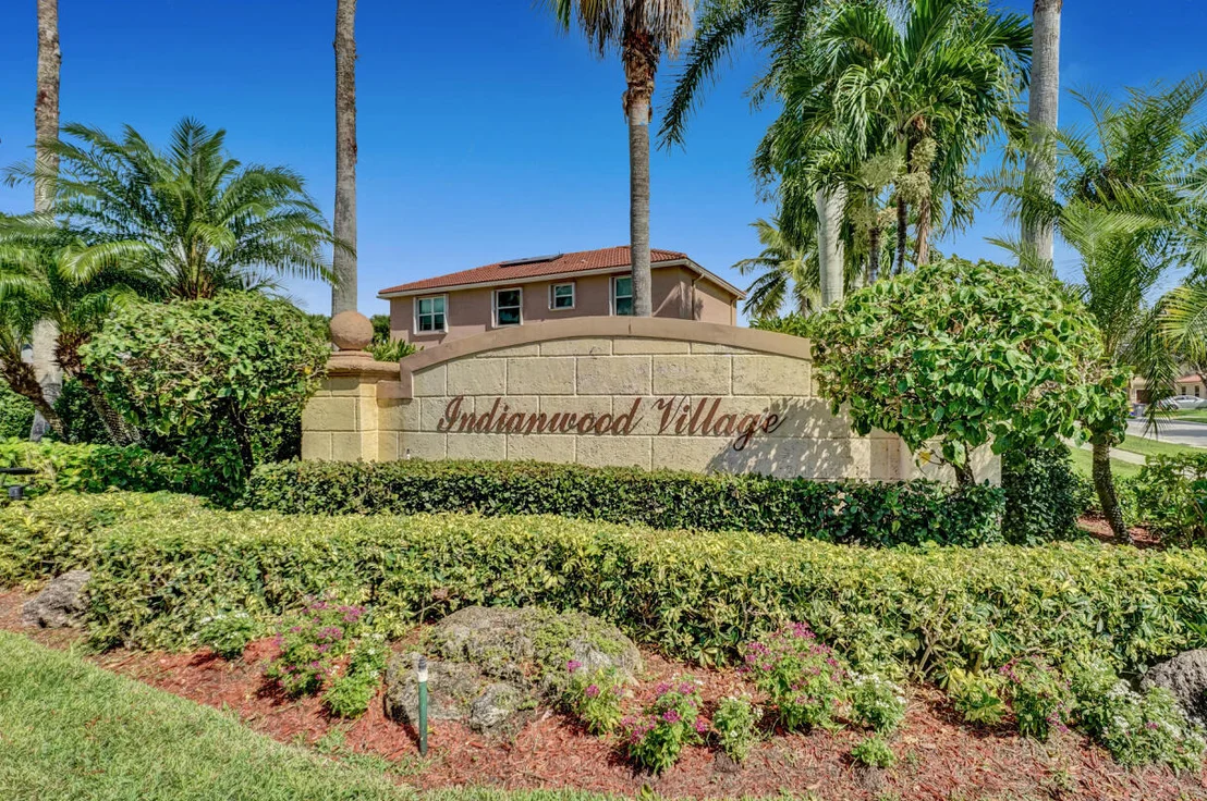 Photo of 6127 Indian Forest Circle