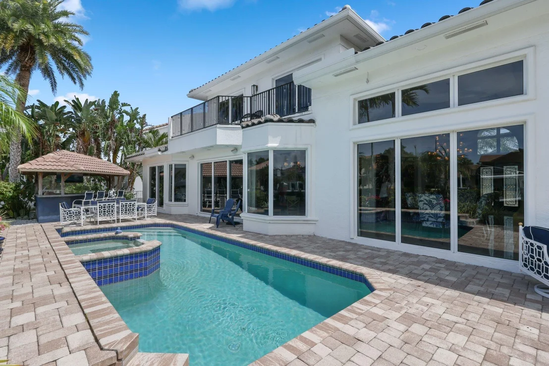 Photo of 917 Iris Drive