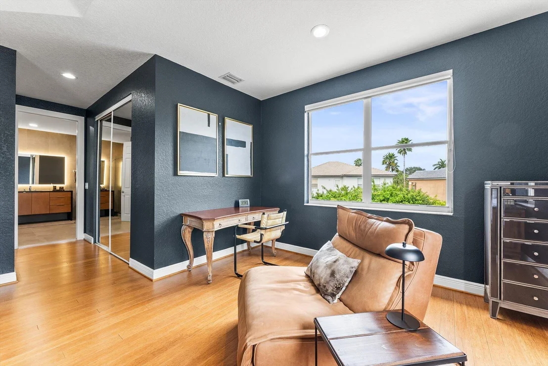 Photo of 19335 Skyridge Circle