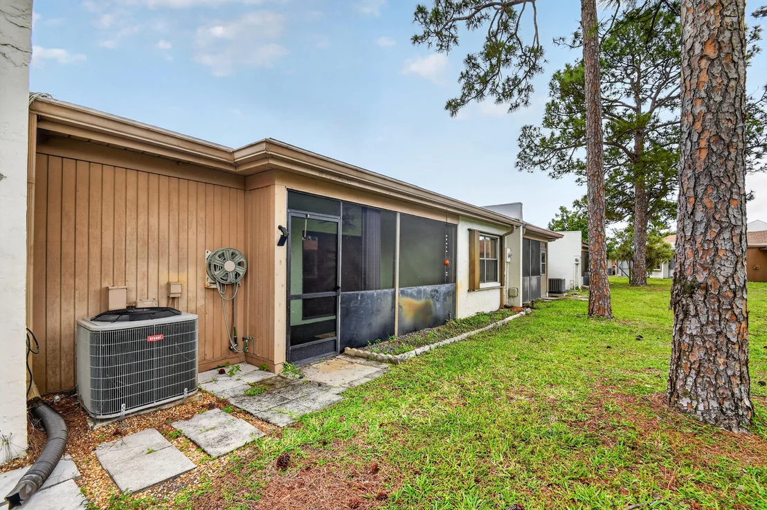 Photo of 6105 Fairfield Circle