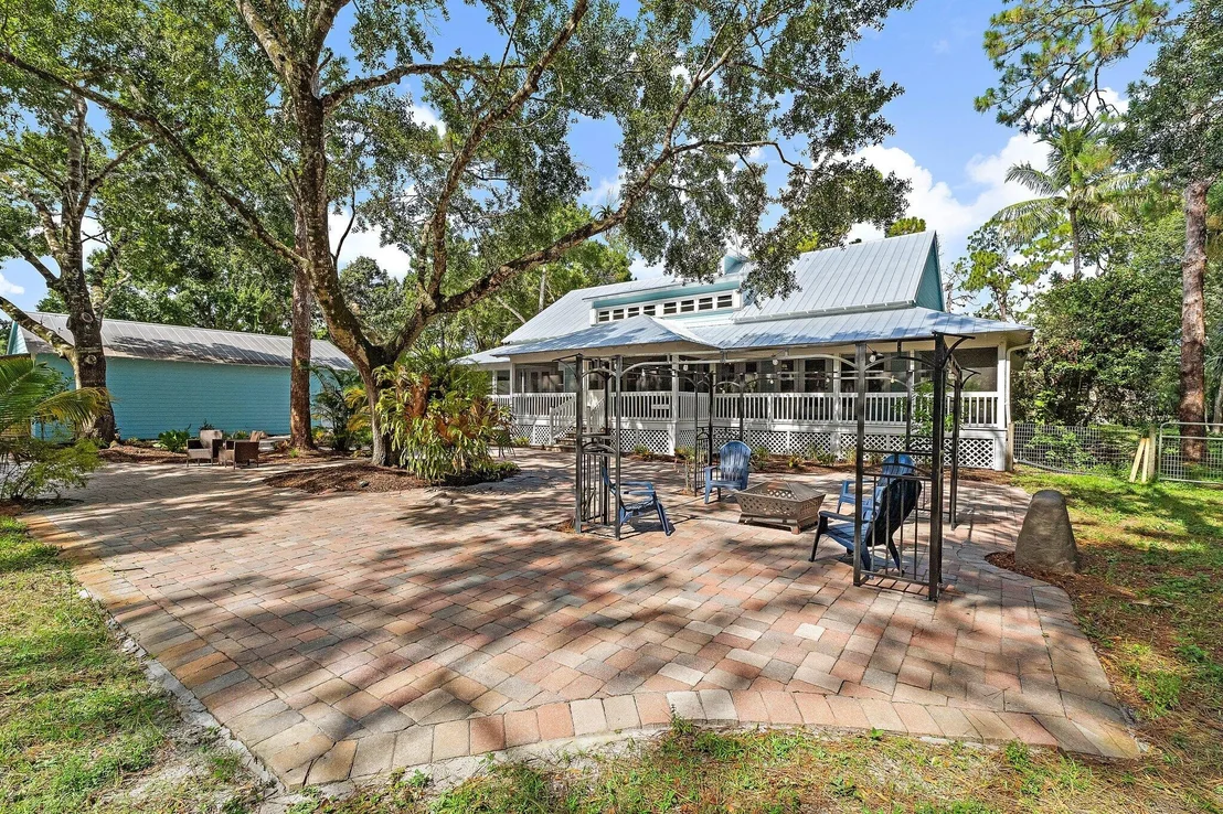 Photo of 17886 116th Terrace N