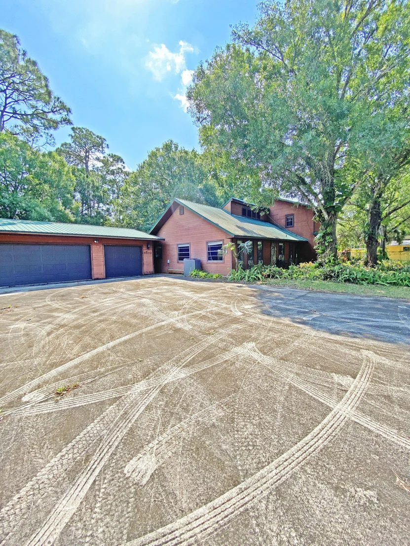 Photo of 5210 Buchanan Drive