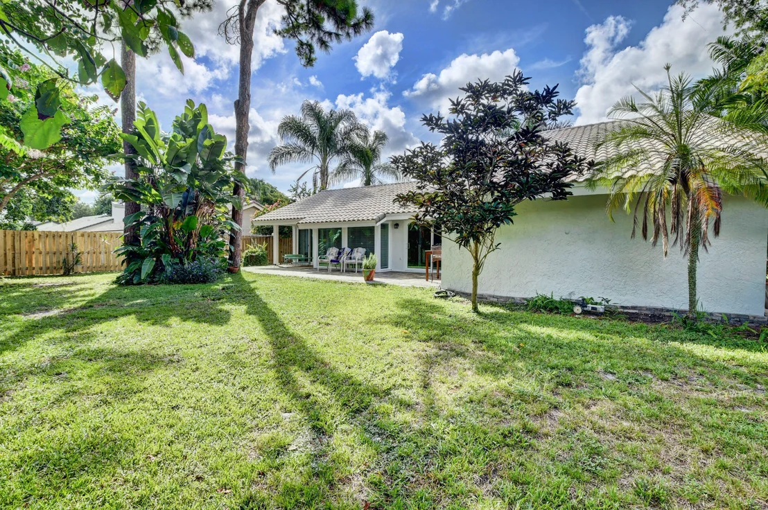 Photo of 2941 NW 24th Way