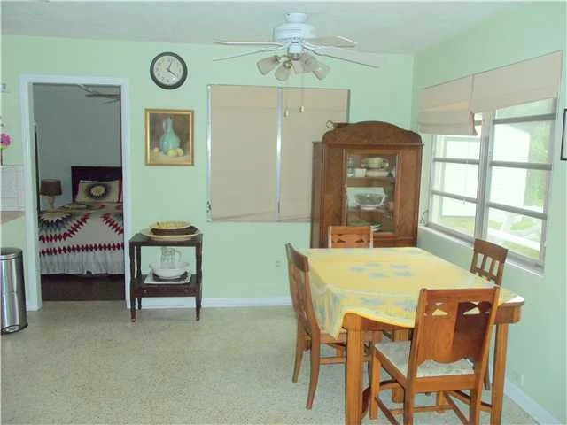 Photo of 92 W Mango Road