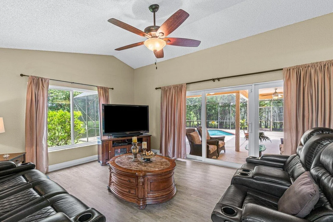 Photo of 22075 Flower Drive