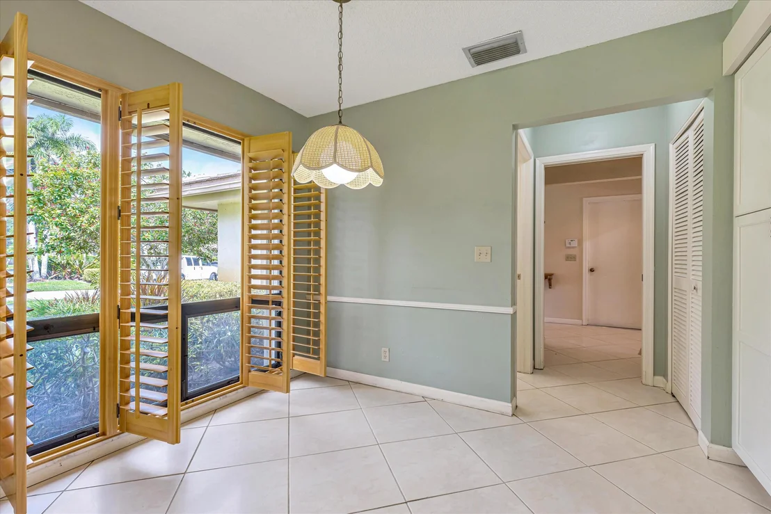 Photo of 4890 Pine Tree Drive