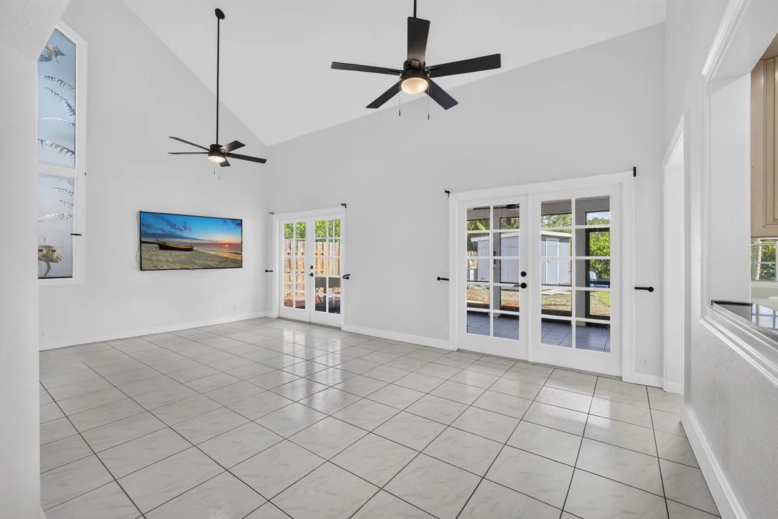 Photo of 18371 Flagship Circle